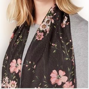 ECHO
Nomadic Floral Silk Oblong Scarf